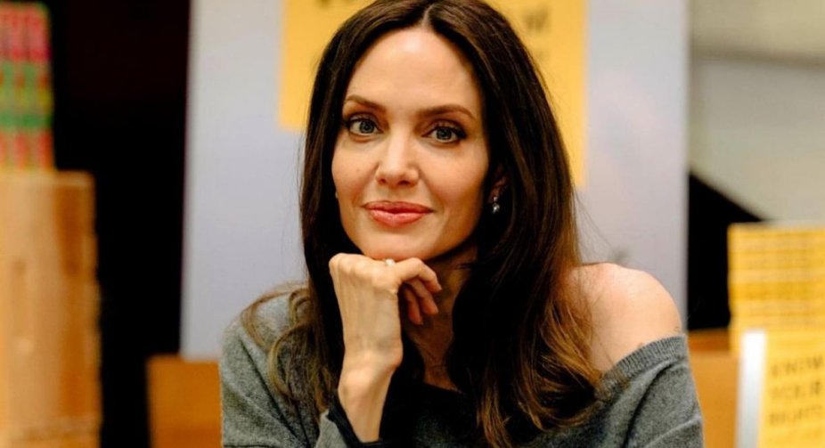 Angelina Jolie criticizes Hollywood as a "shallow" and "unhealthy place"