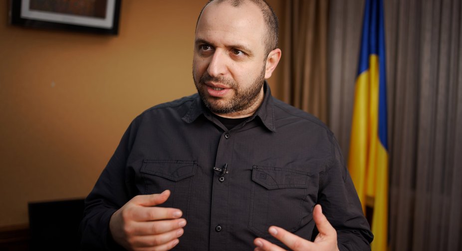 Умеров: Україна планує призивати в армію українців, які проживають за кордоном