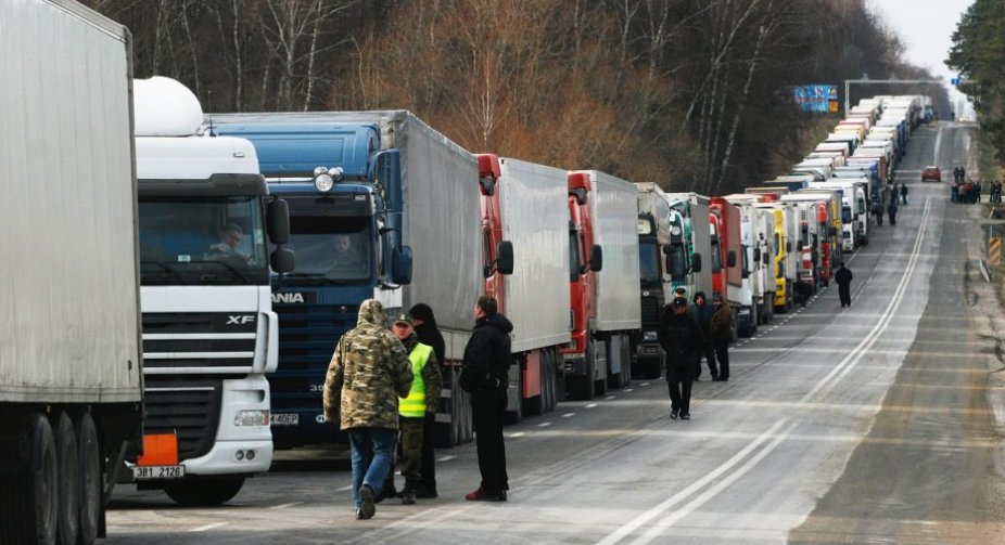 Thousands of trucks in queues: State Border Guard Service spokesman describes the situation on the border with Poland