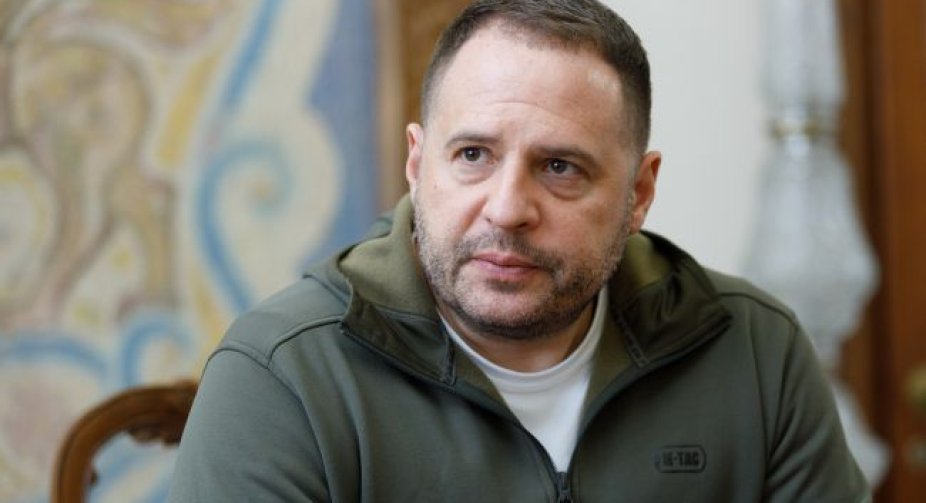 Узгодження зустрічі: Єрмак та Сіярто обговорили переговори Зеленського та Орбана