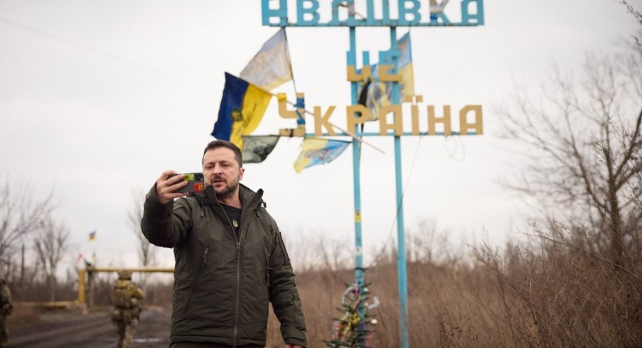 Зеленський відвідав позиції ЗСУ в Авдіївці