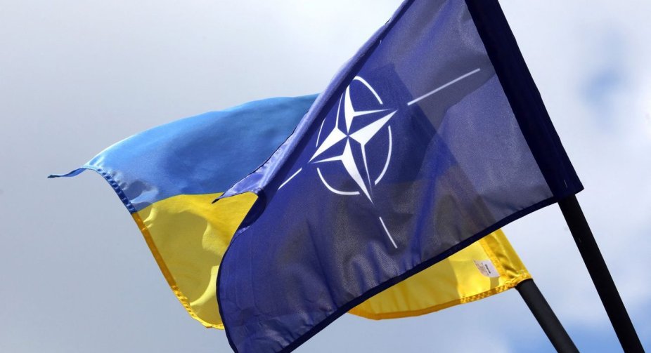 НАТО осудило масовані ракетні удари Росії та планує подальше зміцнення ППО України