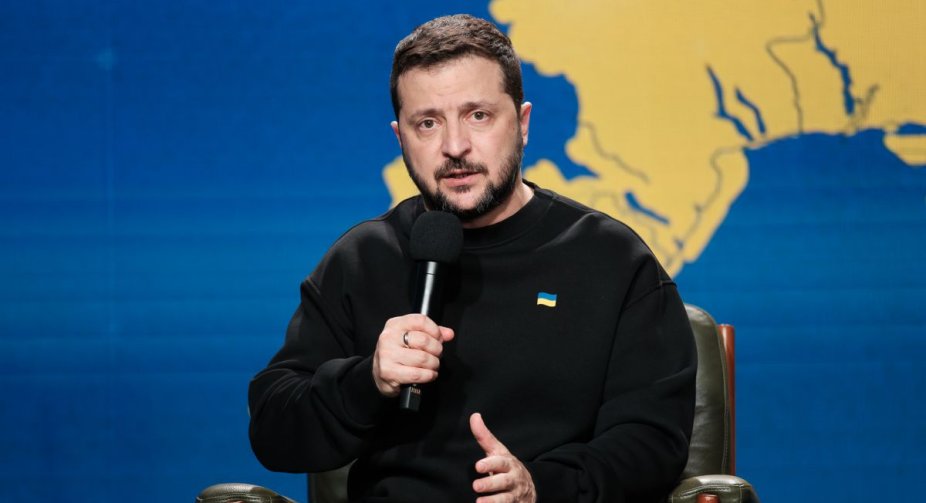 Зеленський розкрив "таємницю" нової далекобійної зброї для ЗСУ: збито 26 вертольотів за добу
