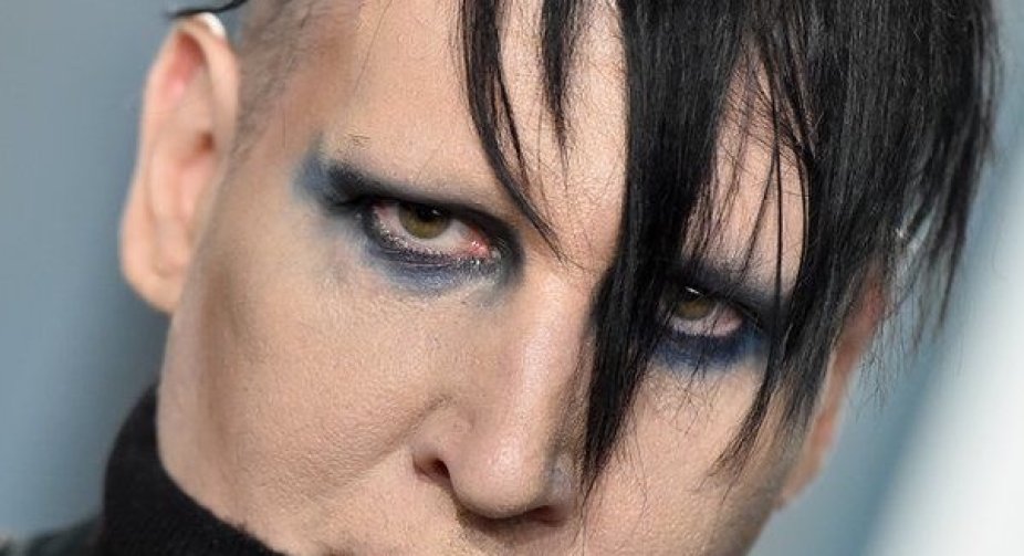 Marilyn Manson active arrest warrant issued on assault charges