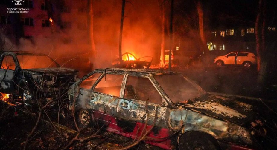 Attack on Odesa: Wreckage of drones fell on a high-rise building, there are victims