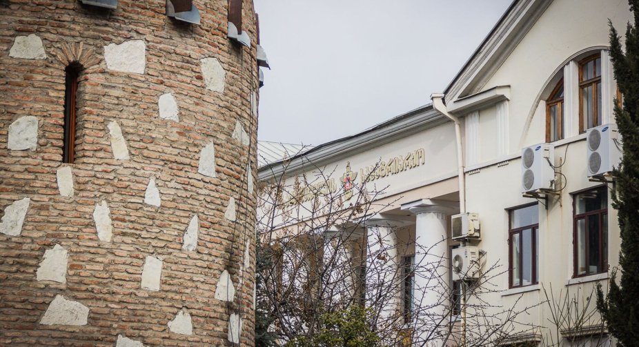 Патріархія Грузії закликає до зміни законів щодо кредитів після виселення сім'ї