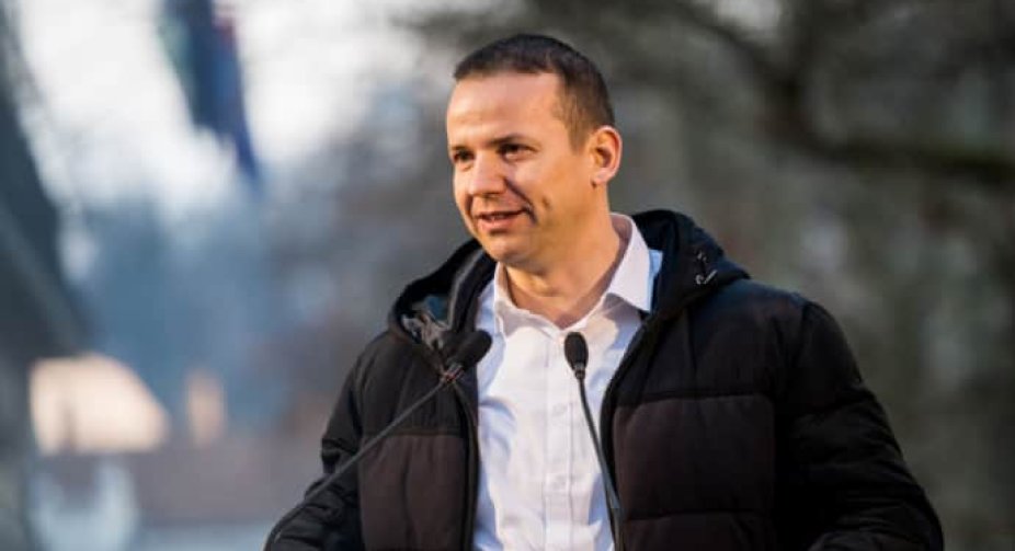 Лідер угорської партії: Якщо Україна впаде, ми вимагатимемо Закарпаття