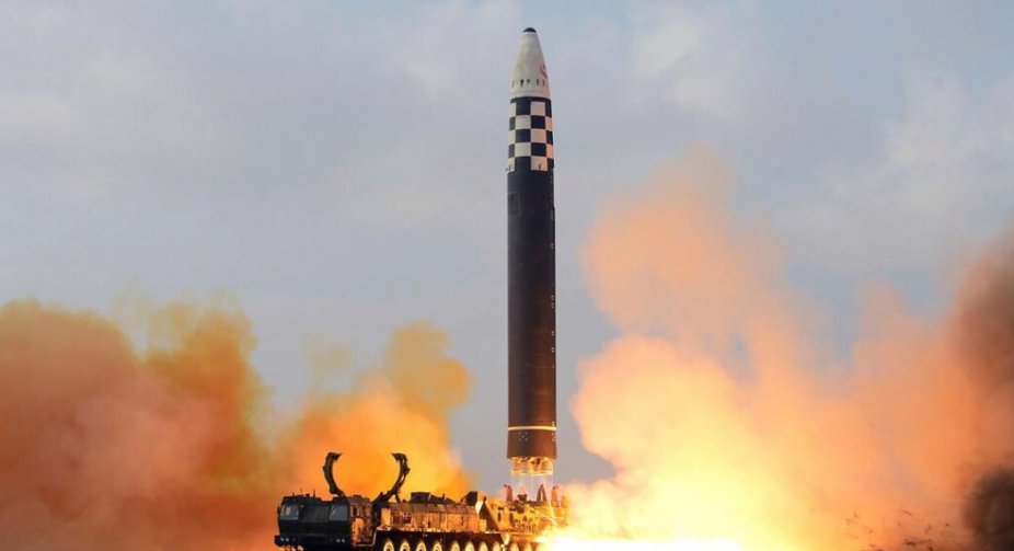 КНДР випустила кілька крилатих ракет зі східного узбережжя