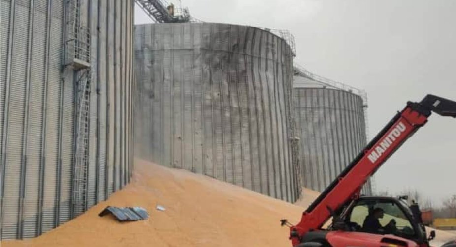Росіяни ввечері атакували заповнене зерносховище на Полтавщині
