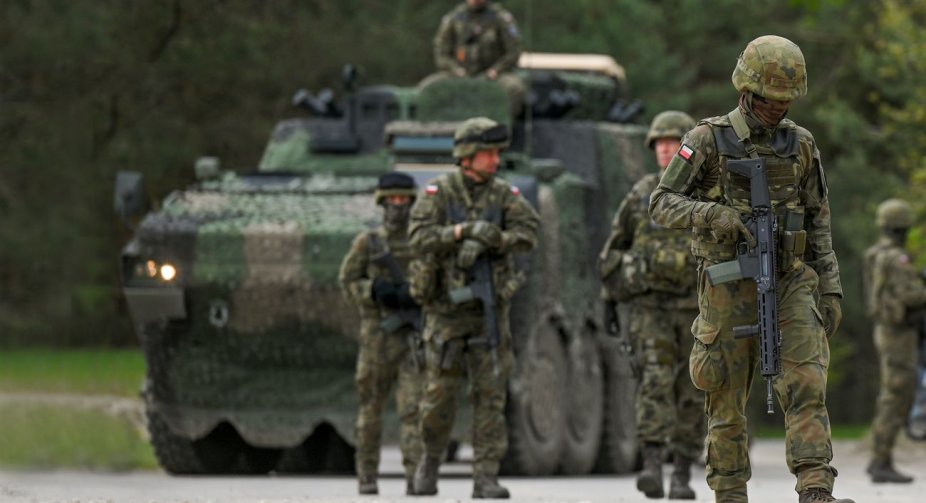 Польща попереджає про можливі "незаплановані військові дії" біля кордону з РФ та Білоруссю