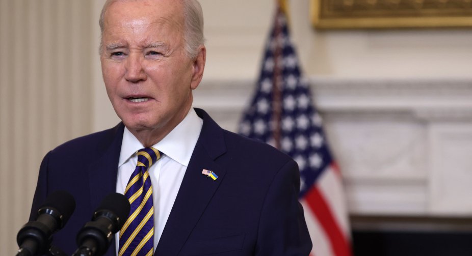 Kyiv is at a critical stage of the war, - Biden