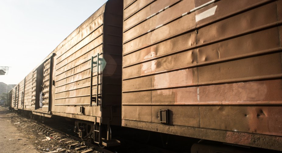 From Olenivka to Volnovakha: Russians built a defensive line of 2,100 railroad cars