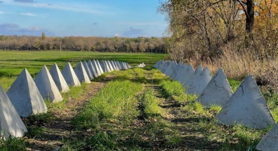  Уряд не виділив коштів на захист Запорізької області: тендер на "зуби дракона" скасовано