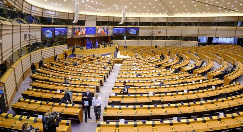 ЄС зможе використати прибуток від заморожених активів РФ для України
