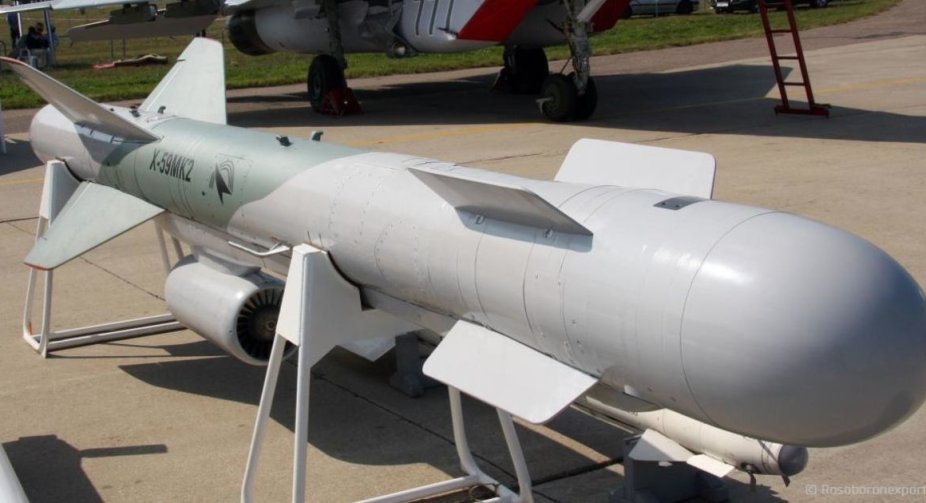 ЗСУ збили російську ракету Х-59 на підльоті до Одеси, уламки пошкодили багатоповерхівки, — Сили оборони Півдня