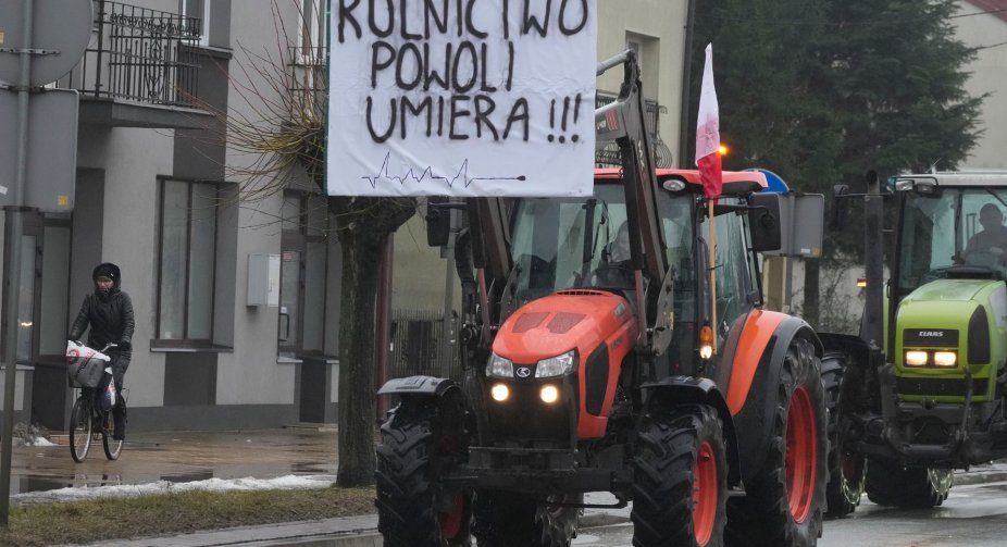 Польські фермери планують повну блокаду українських перевезень
