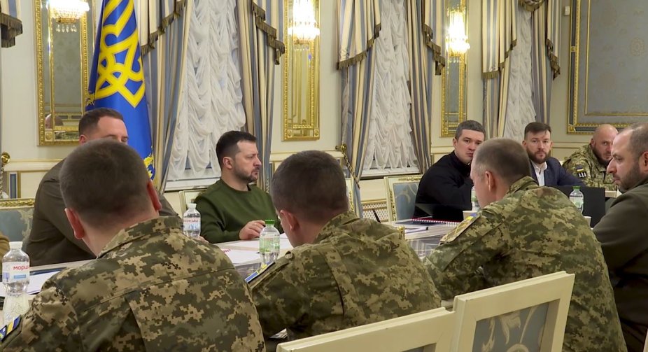 Зеленський провів нараду щодо зброї проти дронів: є рішення, як осліпити "Орлани"