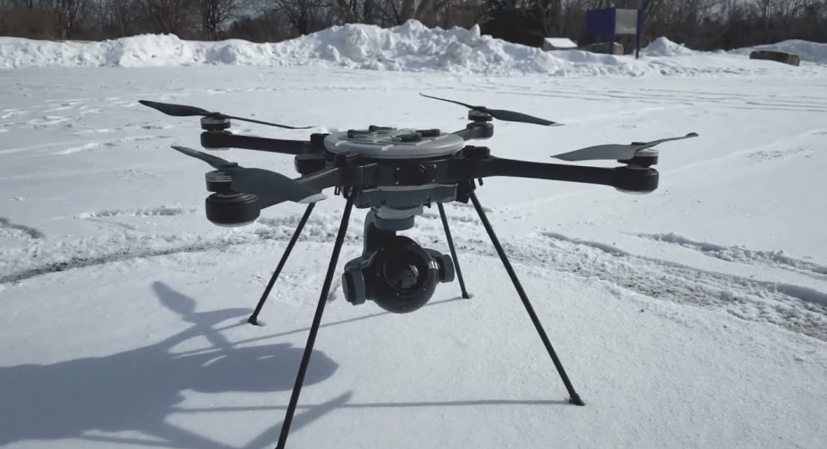 Канада передасть Україні 800 дорогих дронів SkyRanger R70