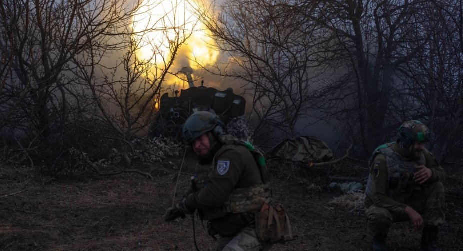 Ukraine fears defense  breakthrough by Russians by summer - Bloomberg