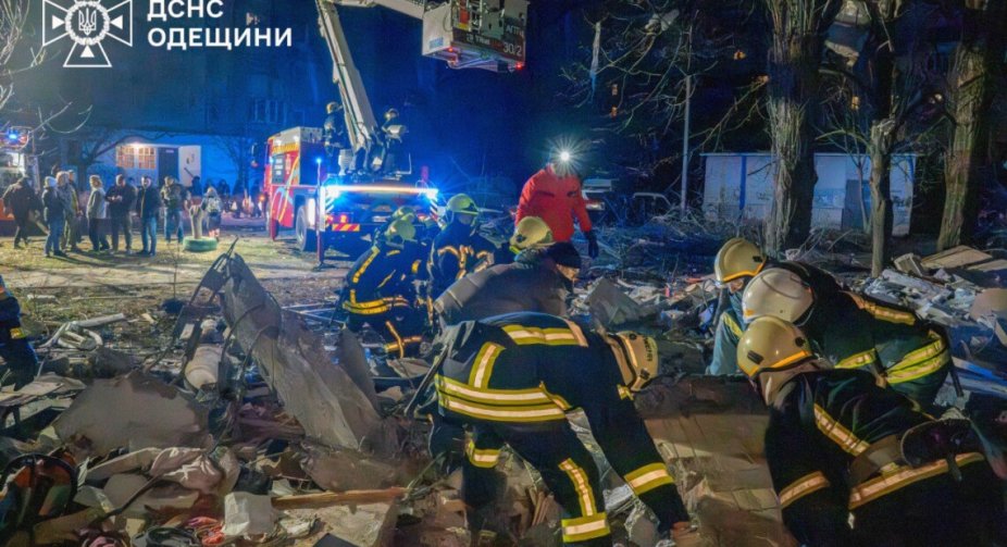 Внаслідок атаки "Шахедів" в Одесі загинули двоє людей, одного вдалося врятувати (ОНОВЛЕНО)