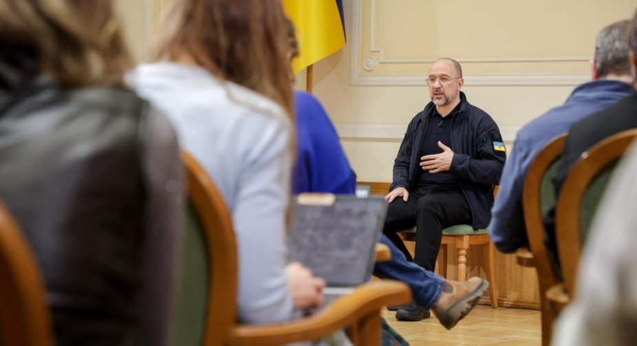 Шмигаль: 90% українського експорту йде морем, блокада польськими фермерами кордону не має сенсу