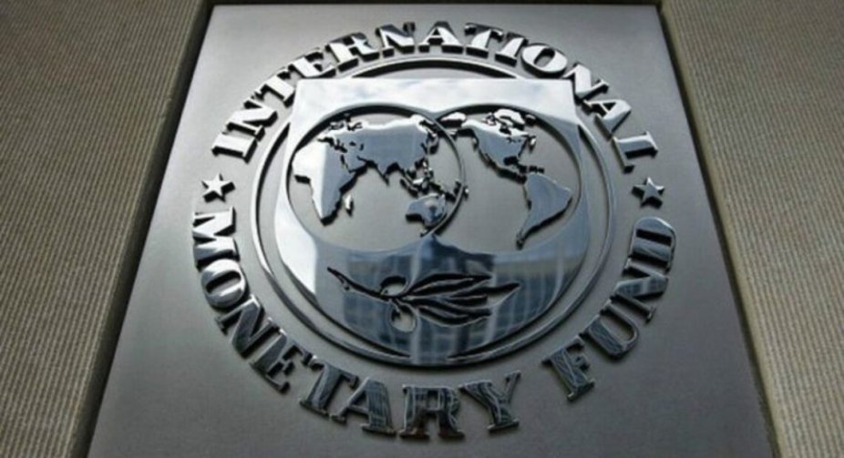 МВФ схвалив третій транш у розмірі майже 900 млн доларів для України