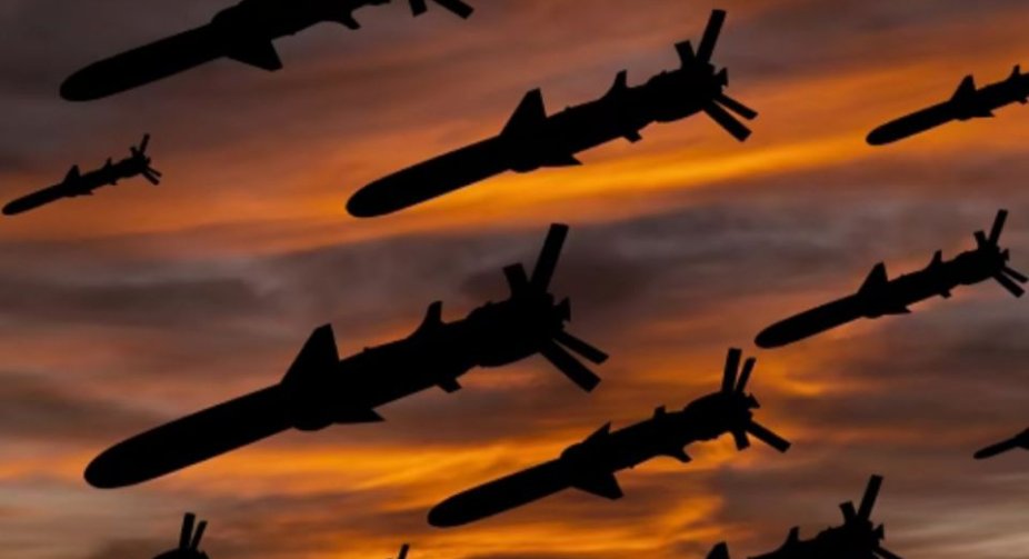 Росія атакувала Україну ракетами та "Шахедами": ППО збила 18 цілей