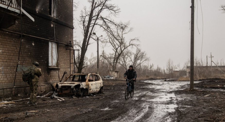 Незважаючи на обстріли в Часовому Яру залишається 875 людей, - голова МВА
