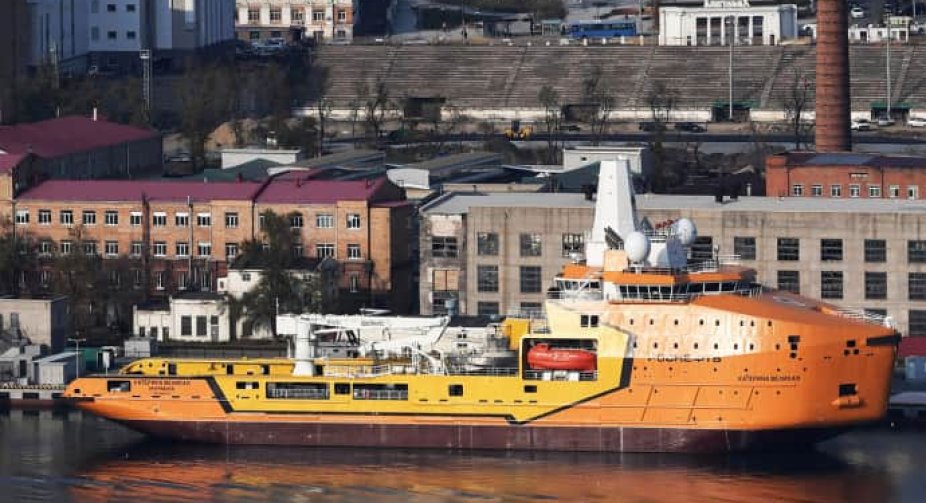 Fire on a unique icebreaker in Vladivostok, Russia: one dead and injured