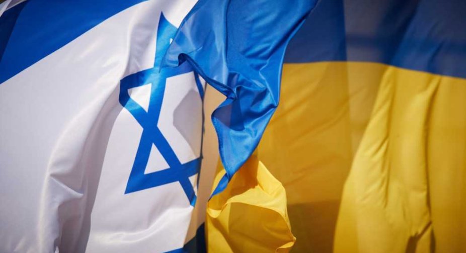 Україна засудила масовану атаку Ірану на Ізраїль