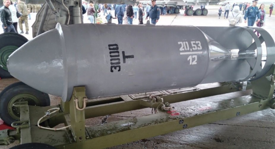 Знову під обстрілом: три авіабомби впали на Бєлгородську область за один день