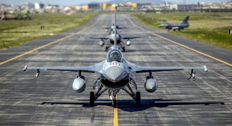 Постачання F-16 до України: американський генерал оцінив ситуацію