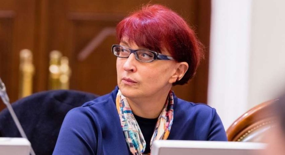 Українські депутати розглядають підвищення зарплати своїм помічникам: що відомо про новий законопроєкт