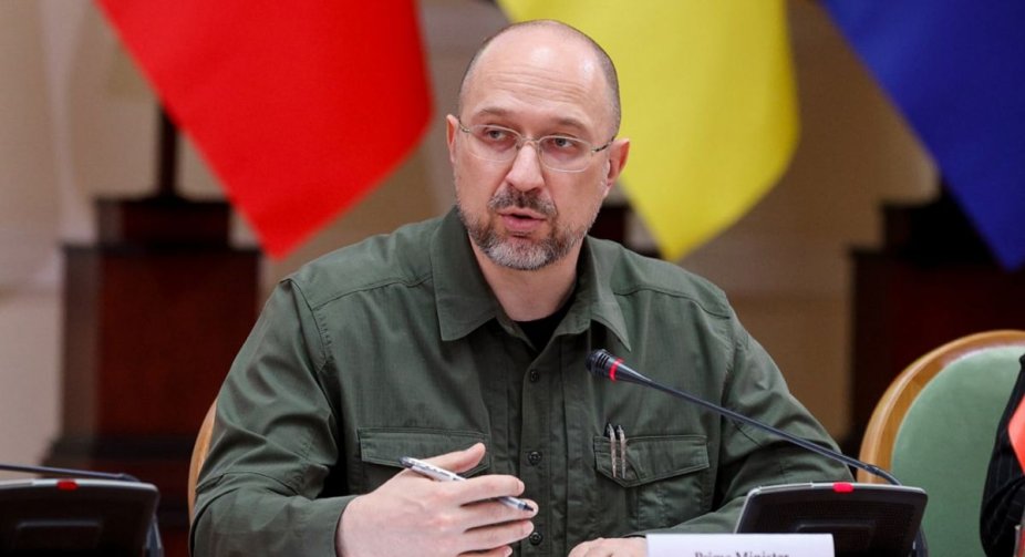 Прем'єр-міністра України можуть змінити: що говорять в оточенні Зеленського