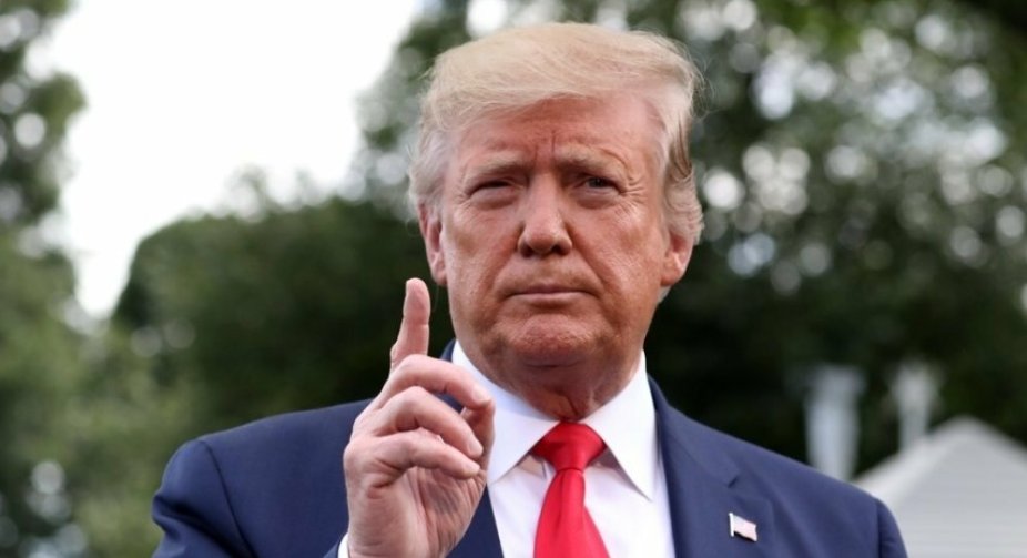 Штаб Трампа розпочав кампанію проти Харріс: що відомо про плани на випадок виходу Байдена з гонки