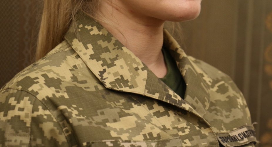 Перші сім жінок-ув'язнених підписали контракт із ЗСУ