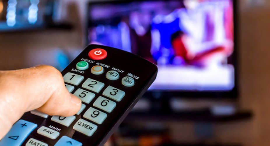 В Україні 6 національних телеканалів продовжують показ фільмів російською мовою - мовний омбудсмен