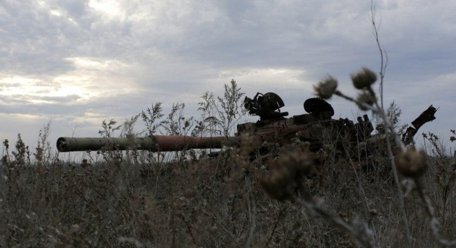 Доба на Донбасі: бойовики відкривали вогонь сім разів, поранений військовий