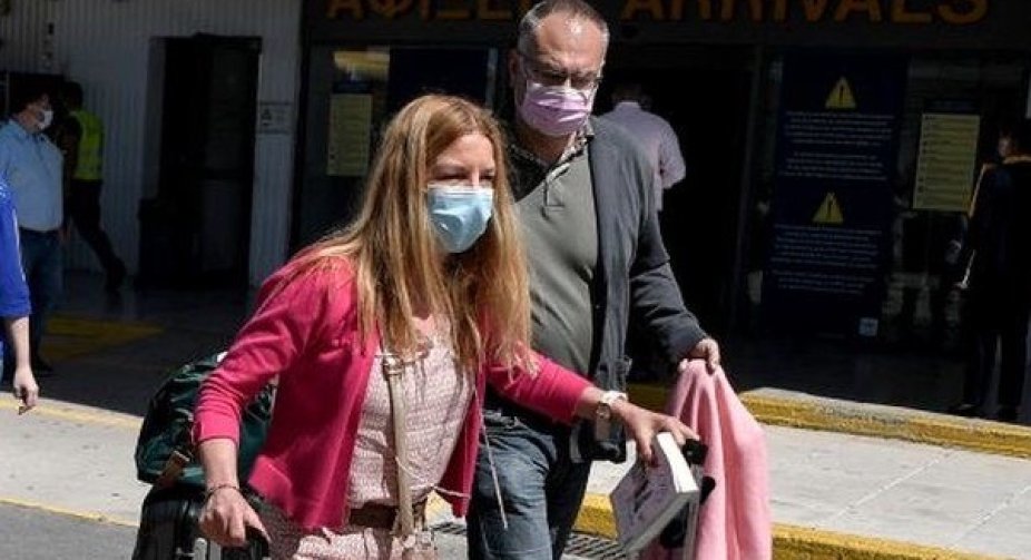 Greece ends lockdown measures and opens to tourists