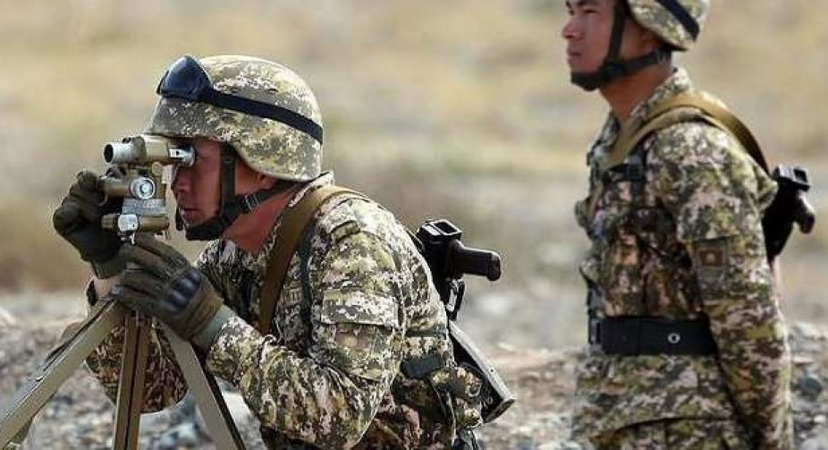 Киргизстан і Таджикистан відвели додаткові сили військових від кордону