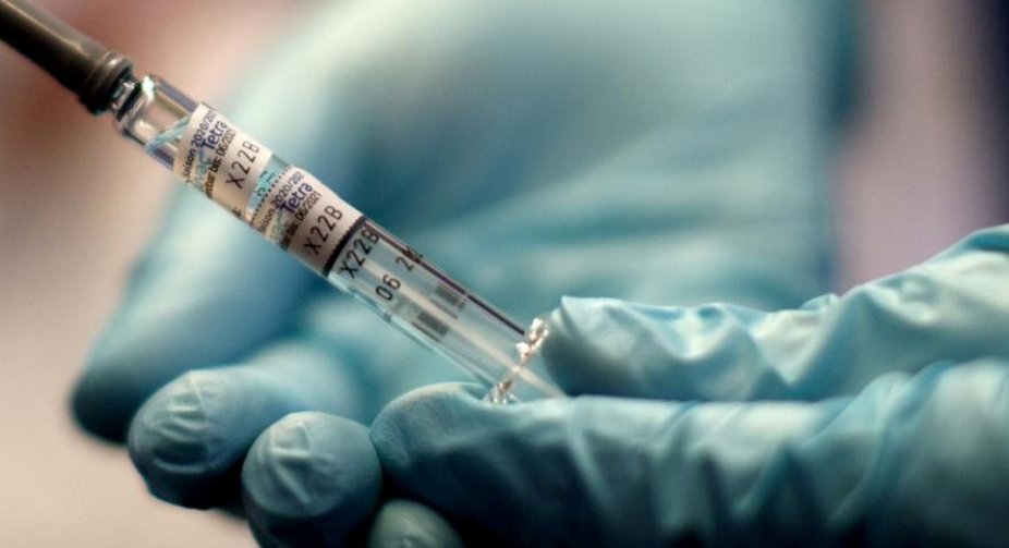 Вакцина Moderna проти Covid-19 стане доступна в Британії в квітні