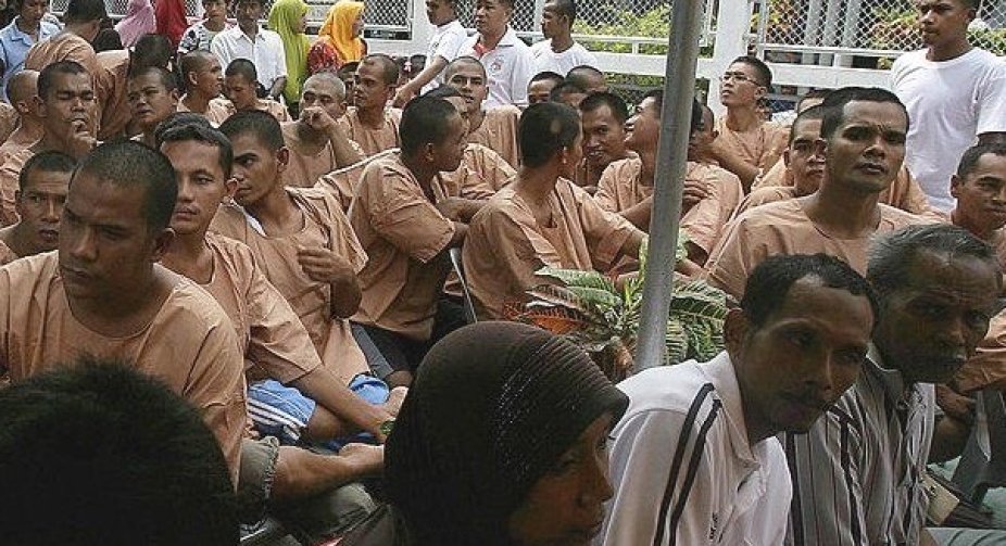 Thailand: Record number of Covid cases as prison clusters grow