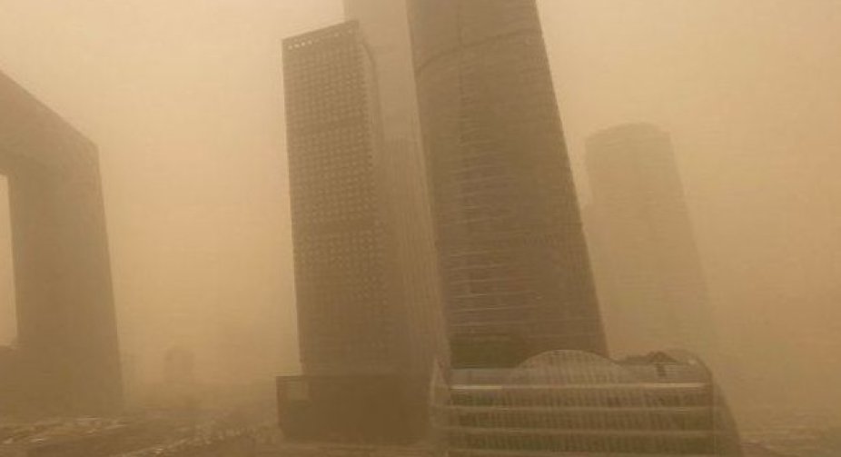 Apocalyptic skies as Beijing hit by worst sandstorm in a decade