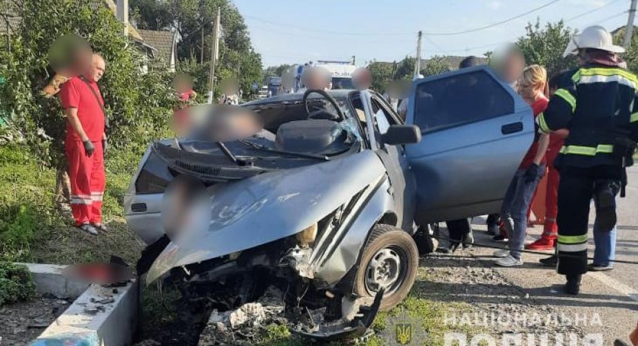Під Одесою в ДТП загинули троє поліцейських, які поверталися після обшуків
