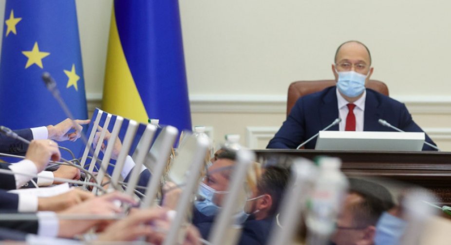 Прем’єр-міністр: З 1 вересня НУШ стартує у пілотних 5-х класах 136 шкіл України