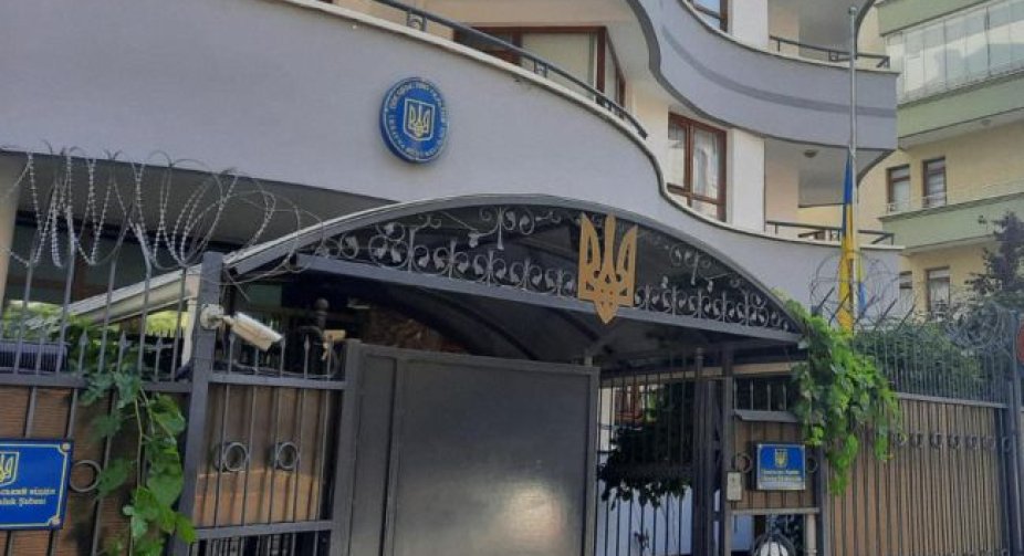 Консульський відділ посольства України в Туреччині перестав працювати: що відомо