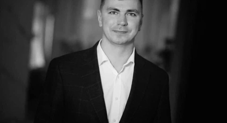 Полякова пересадили до таксі з іншої машини, – водій змінив свідчення