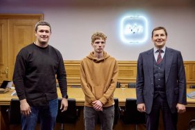 The guy who created the fake "Dia" was offered an internship at the Ministry of Information