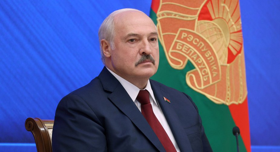У мене таких відомостей немає, нам би сказали - Лукашенку про загрозу вторгнення Росії в Україну