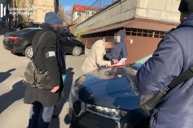  MP Geo Leros was given a suspicion for indecent gestures at the Rada